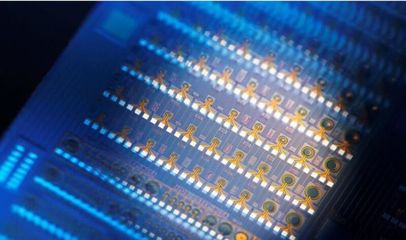 應(yīng)用電子技術(shù)的就業(yè)前景與電子技術(shù)開發(fā)趨勢(shì)